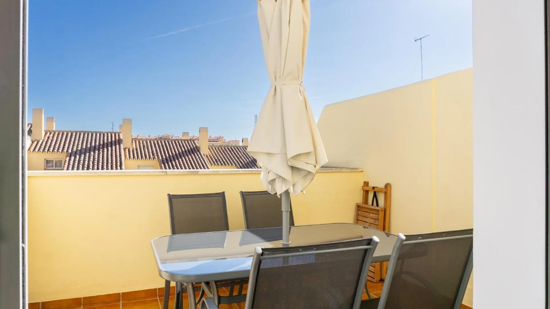 Apartment El Chanquetito De Anoreta Golf Torre de Benagalbon Spain
